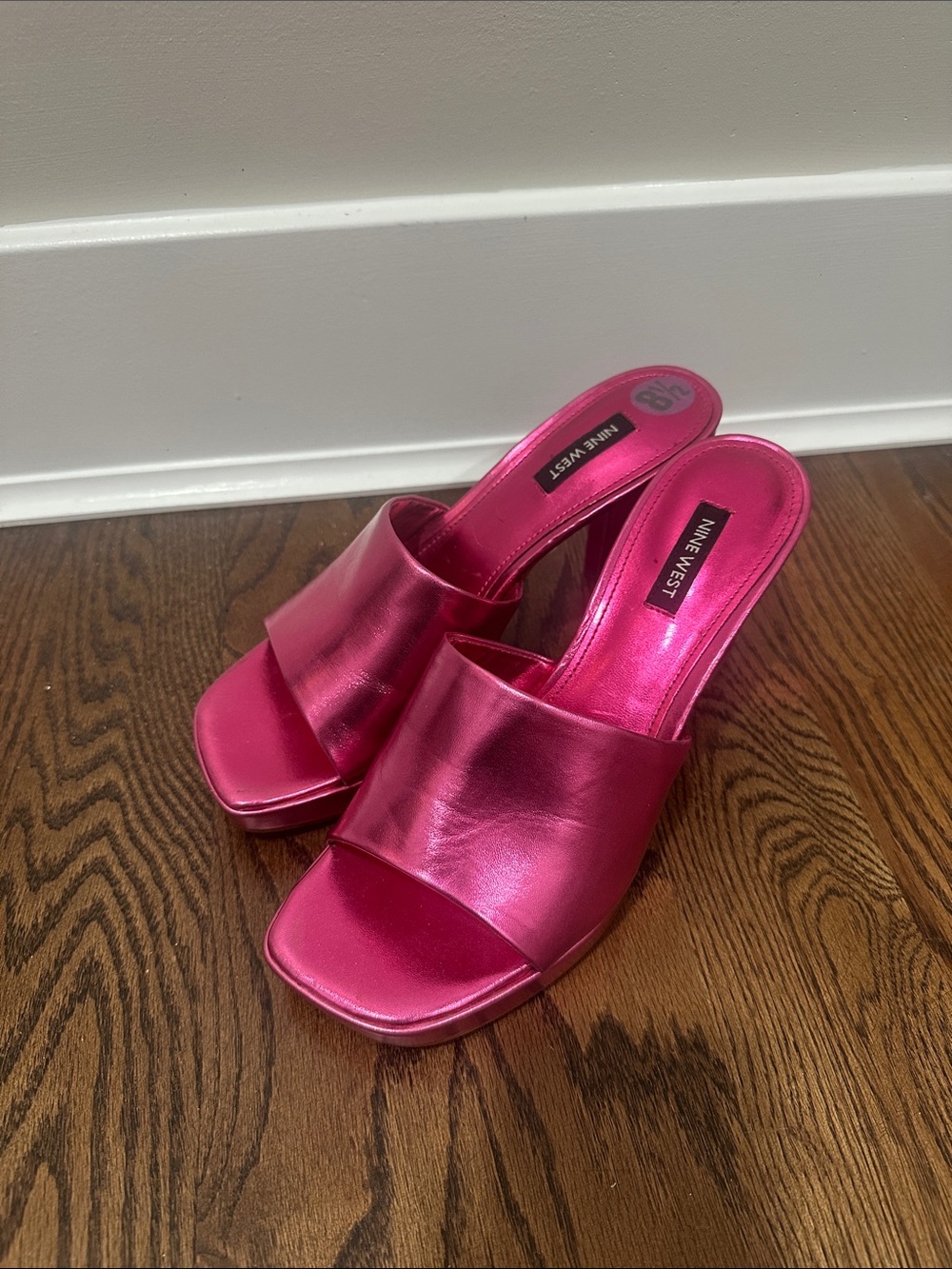 Nine West Metallic Hot Pink Slide Mules